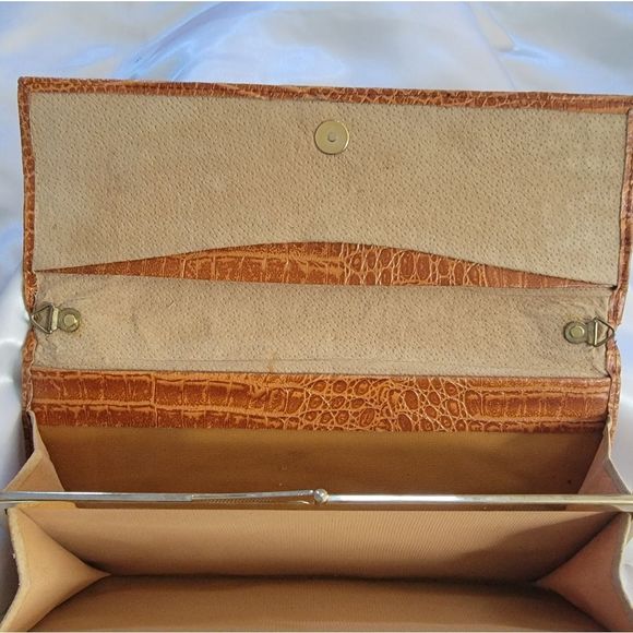 Vintage Croc Embossed Leather Envelope clutch/wallet - Picture 9 of 9